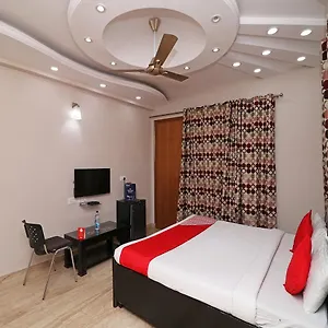 alarians-residency.top-gurgaonhotels.com/